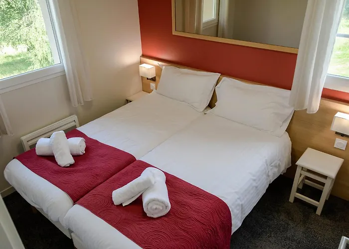 Le Domaine Du Golf Country Club De Bigorre 4*