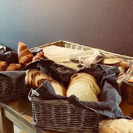 比考尔乐杜梅纳高尔夫乡村俱乐部度假酒店 度假村 Pouzac