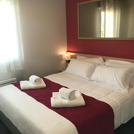 Le Domaine Du Golf Country Club De Bigorre Pouzac