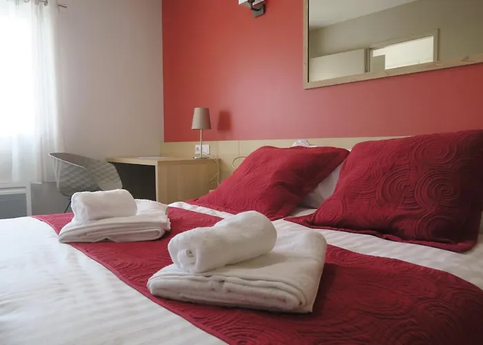 Le Domaine Du Golf Country Club De Bigorre Курортный комплекс