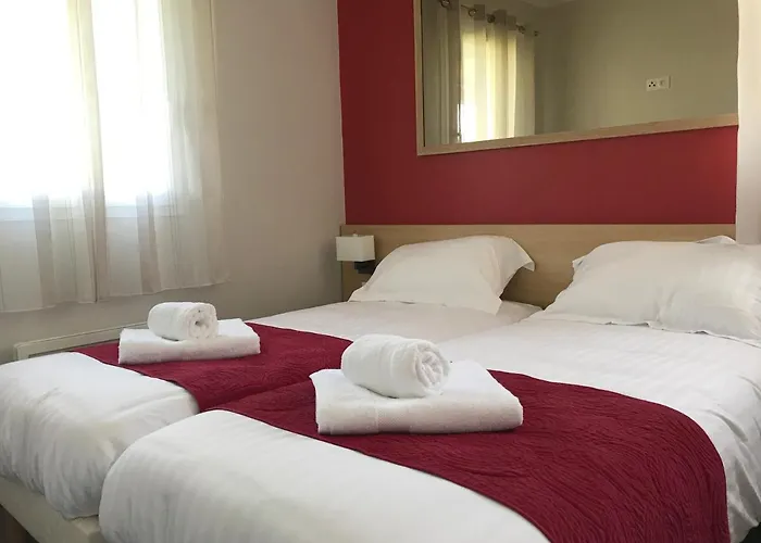 Le Domaine Du Golf Country Club De Bigorre Pouzac