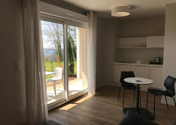 Le Domaine Du Golf Country Club De Bigorre 4* Pouzac