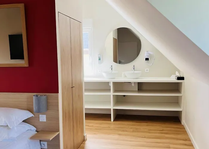 منتجع Le Domaine Du Golf Country Club De Bigorre Pouzac